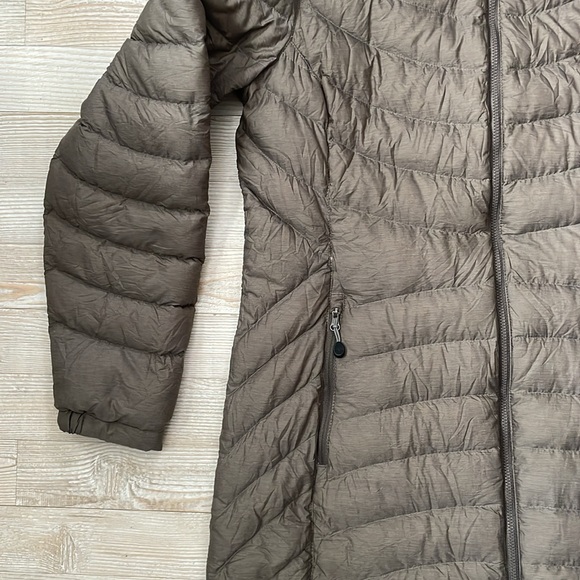 LLBean Puffer Jacket - Picture 2 of 7